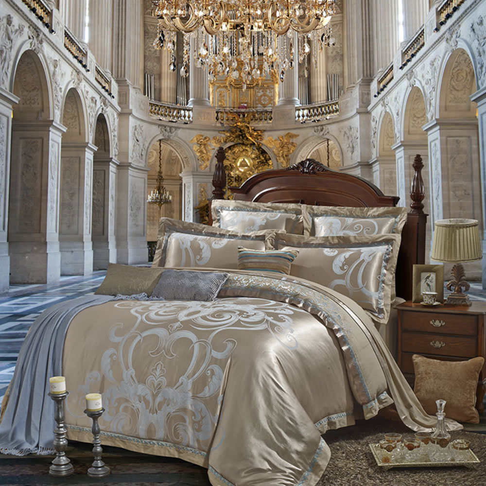 Royal Jacquard 4-Piece Luxury Bedding Set: image 1